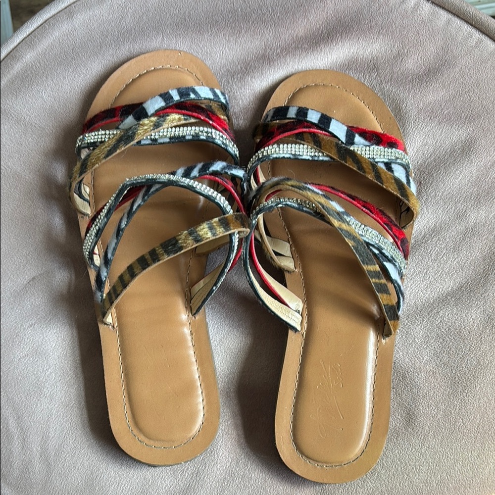 Thalia Sodi Red and Black Sandals with Braided Straps
